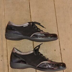 Mephisto lace-up runners.